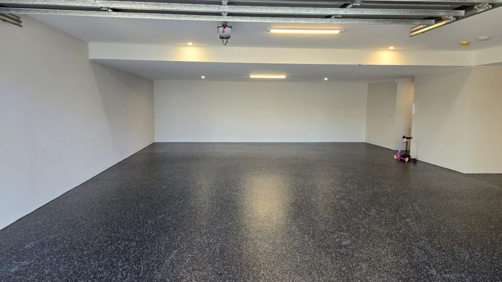 Residential garage Flake epoxy Flooring